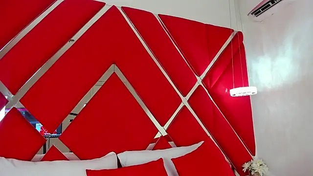 SusanCouper online show from February 2025 10:31:02 PM