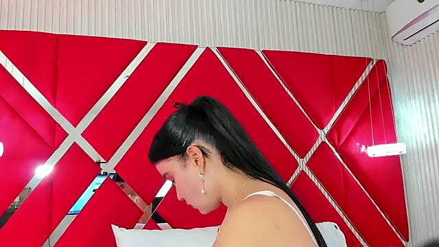 SusanCouper online show from November 2025 10:32:01 PM