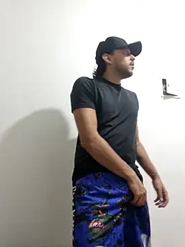 kozzleo online show from February 2025 05:42:02 AM