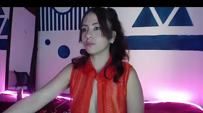 Camilleparist online show from December 2024 05:22:02 PM