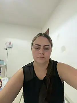 Snapshot of Im_Amelia chatting on July 2026 04:01:02 PM Im Amelia online show from July 2026 04:01:02 PM