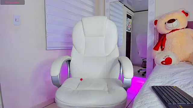 isaa 19 online show from November 2025 09:33:01 AM