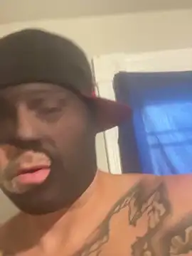 Snapshot of degiggxxx chatting on October 2025 06:38:02 PM degiggxxx online show from October 2025 06:38:02 PM