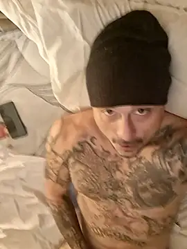 Snapshot of degiggxxx chatting on December 2025 10:31:01 AM degiggxxx online show from December 2025 10:31:01 AM