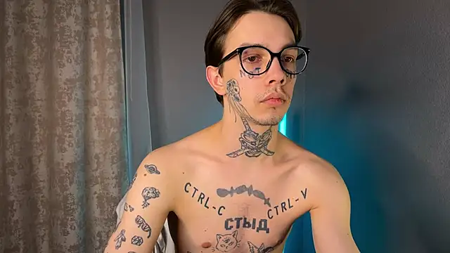 Snapshot of anahori__simon chatting on January 2025 08:21:02 PM anahori simon online show from January 2025 08:21:02 PM