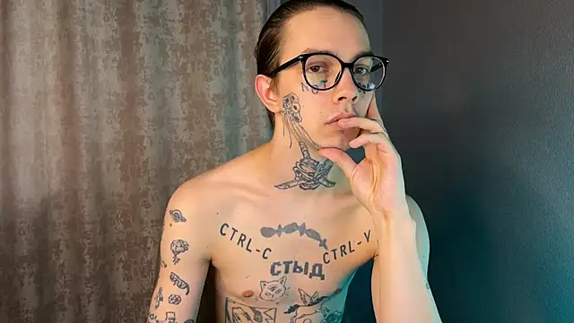 Snapshot of anahori__simon chatting on February 2025 02:11:02 PM anahori simon online show from February 2025 02:11:02 PM