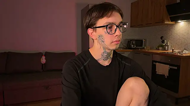 Snapshot of anahori__simon chatting on October 2025 11:18:01 PM anahori simon online show from October 2025 11:18:01 PM