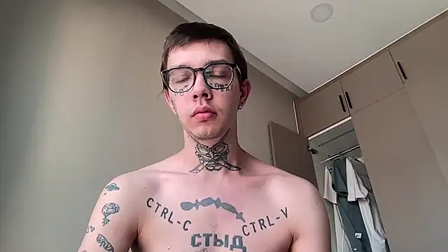 Snapshot of anahori__simon chatting on February 2026 01:28:02 AM anahori simon online show from February 2026 01:28:02 AM