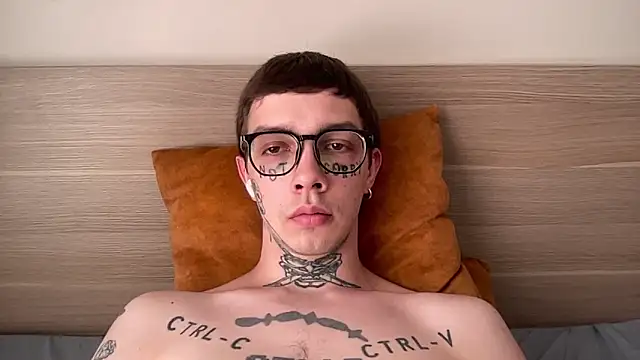 Snapshot of anahori__simon chatting on February 2026 07:50:01 AM anahori simon online show from February 2026 07:50:01 AM