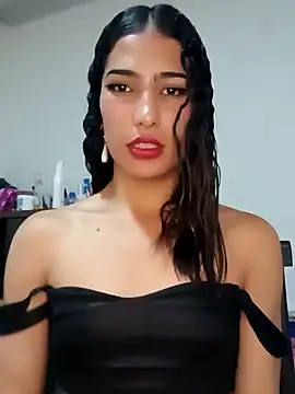 Snapshot of Lanna_hott_ chatting on January 2025 08:10:02 PM Lanna hott  online show from January 2025 08:10:02 PM