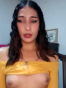 Snapshot of Lanna_hott_ chatting on March 2025 11:00:02 PM Lanna hott  online show from March 2025 11:00:02 PM