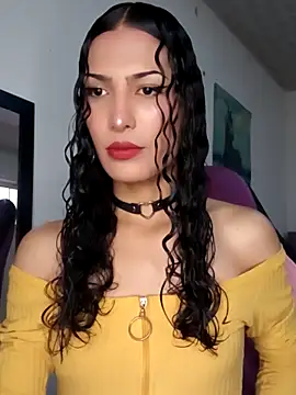 Lanna hott  online show from February 2026 07:32:02 PM