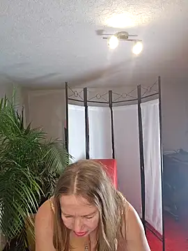 Supertitten95DD online show from February 2025 06:05:02 PM