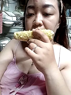 VyOanh2K online show from September 2025 12:41:02 PM