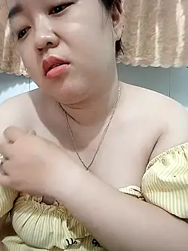 VyOanh2K online show from October 2025 09:18:02 AM