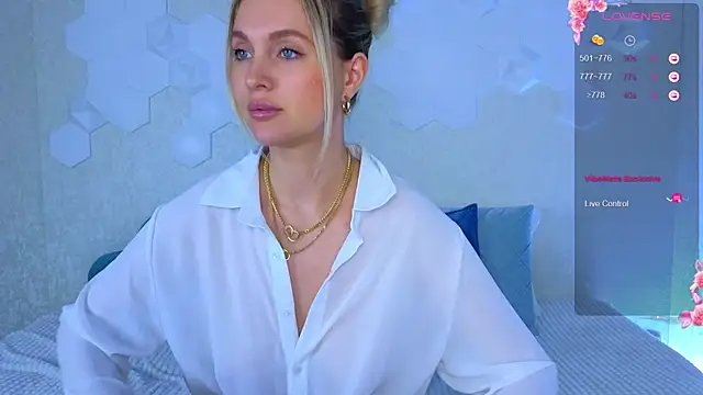 Lynna Sparks online show from November 2025 02:46:02 AM