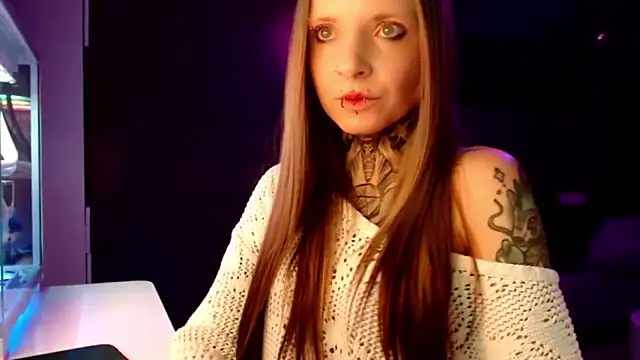 Snapshot of InesGold chatting on February 2025 09:15:02 PM InesGold online show from February 2025 09:15:02 PM