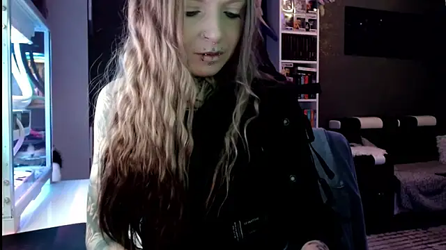 Snapshot of InesGold chatting on February 2025 07:22:02 AM InesGold online show from February 2025 07:22:02 AM