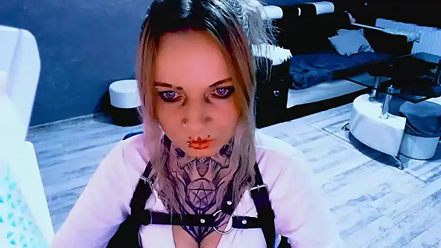 Snapshot of InesGold chatting on February 2026 09:20:02 PM InesGold online show from February 2026 09:20:02 PM