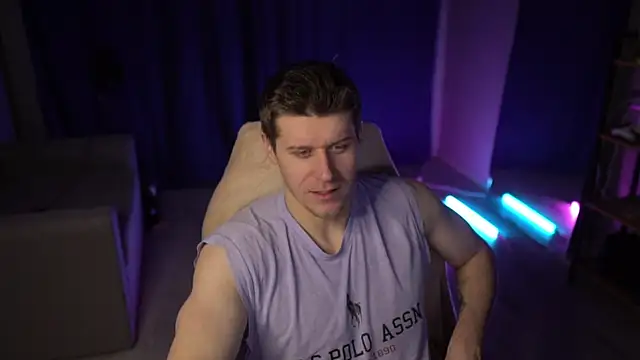 Bruno Banani online show from January 2026 09:42:01 PM