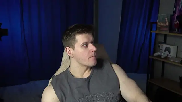 Snapshot of Bruno_Banani chatting on February 2026 07:01:02 PM Bruno Banani online show from February 2026 07:01:02 PM