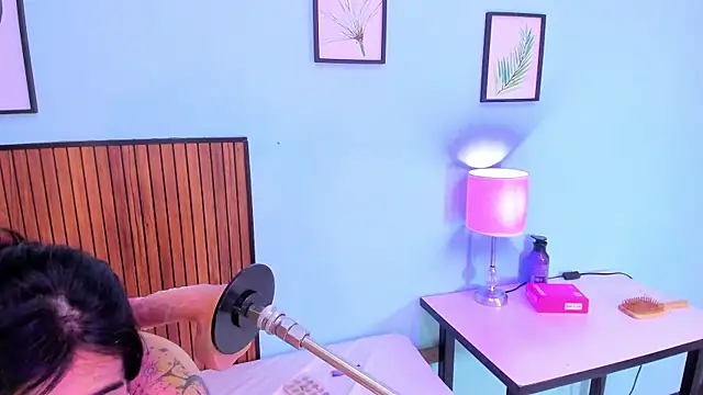 zyle boobs online show from October 2025 12:50:02 PM