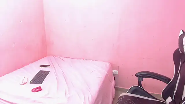 DEMI LEED online show from February 2025 09:14:01 PM