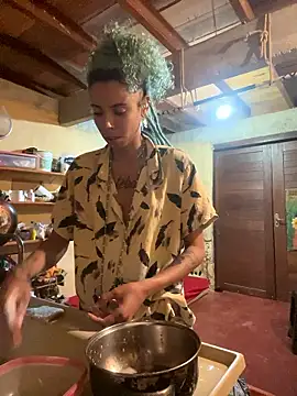 Snapshot of sammoura01 chatting on January 2026 10:47:02 PM sammoura01 online show from January 2026 10:47:02 PM