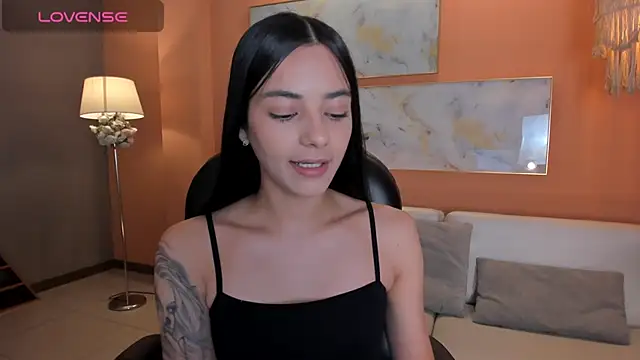 HannahJamesX online show from February 2025 06:48:01 PM