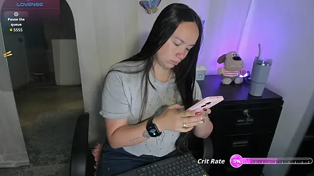 Snapshot of milysauria1 chatting on May 2026 12:23:02 PM milysauria1 online show from May 2026 12:23:02 PM