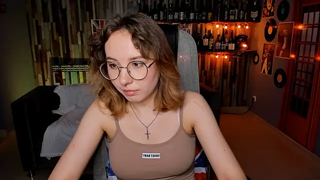 Snapshot of JasmineMilko chatting on March 2026 07:15:01 AM JasmineMilko online show from March 2026 07:15:01 AM