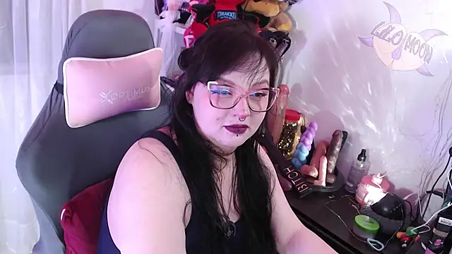 LiloMoon69 online show from September 2025 12:05:02 PM