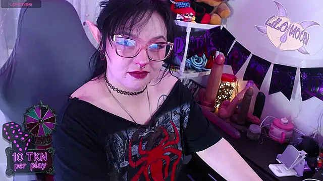 LiloMoon69 online show from November 2025 03:35:01 PM