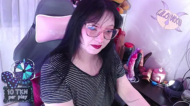 LiloMoon69 online show from January 2026 08:11:02 PM