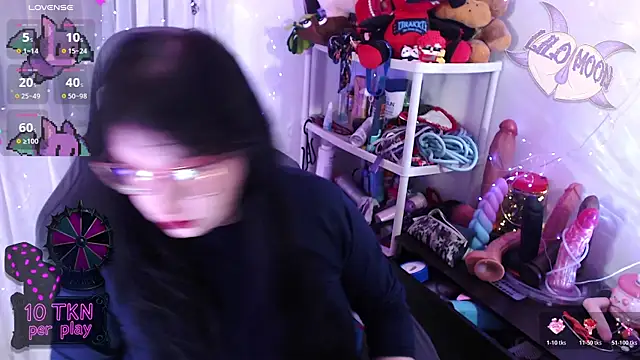 LiloMoon69 online show from February 2026 01:04:02 PM