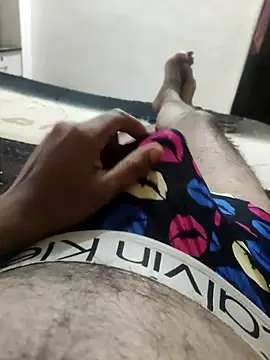 HandsomeHunky1 online show from November 2025 10:04:01 AM