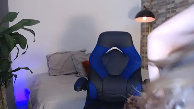 NicoleHaley online show from September 2025 09:48:02 PM