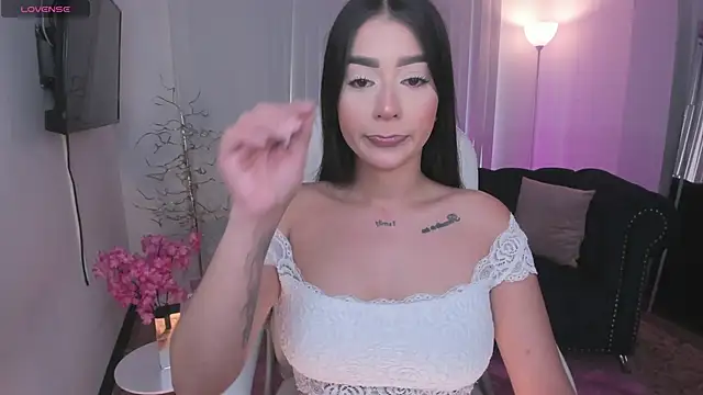 amelie jhons online show from February 2025 08:54:02 PM