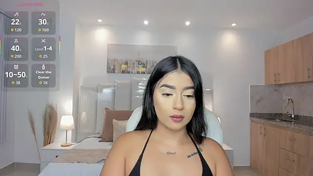 amelie jhons online show from May 2026 11:33:02 PM