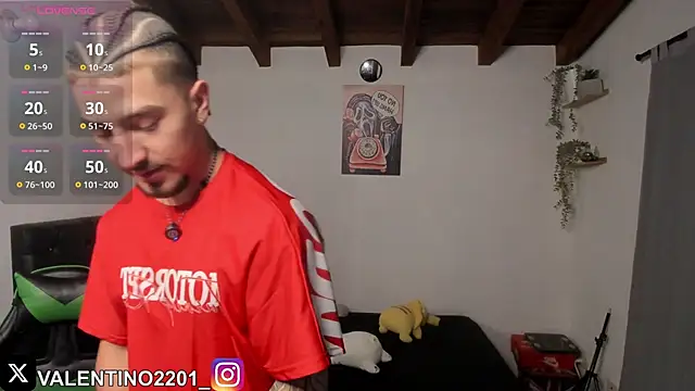 Valentino Xander online show from November 2025 02:31:02 AM