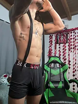 Snapshot of Valentino_Xander chatting on February 2026 03:36:02 AM Valentino Xander online show from February 2026 03:36:02 AM