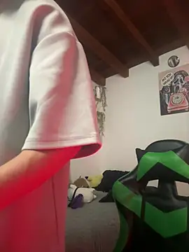 Snapshot of Valentino_Xander chatting on February 2026 04:23:02 AM Valentino Xander online show from February 2026 04:23:02 AM