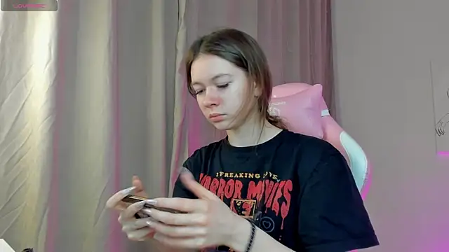 Nicole Charm online show from February 2025 08:58:01 PM