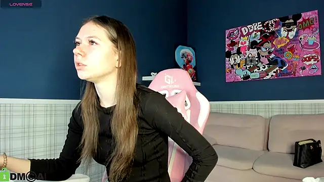 Nicole Charm online show from February 2026 09:52:01 PM