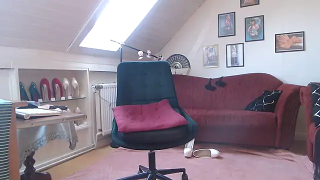 GinaBlonde online show from March 2025 07:51:02 AM