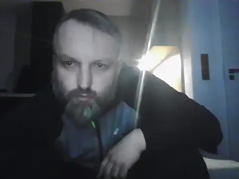 Snapshot of Przemooo87 chatting on March 2026 07:42:02 PM Przemooo87 online show from March 2026 07:42:02 PM