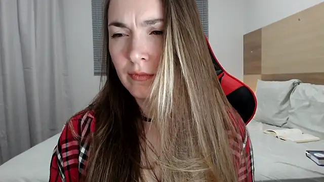 Naughty Annn online show from December 2025 01:43:02 AM