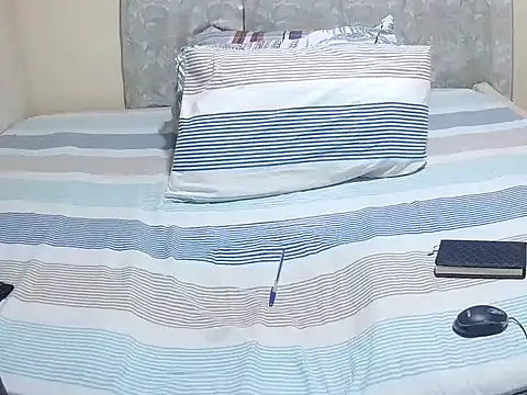 slender sweet online show from April 2026 12:03:02 PM