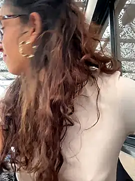 Snapshot of ValeriEvan chatting on November 2025 08:27:02 PM ValeriEvan online show from November 2025 08:27:02 PM