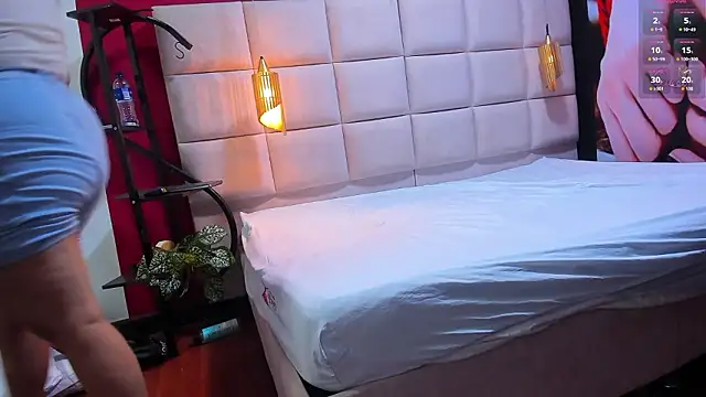 Amberluy online show from March 2026 09:19:02 PM